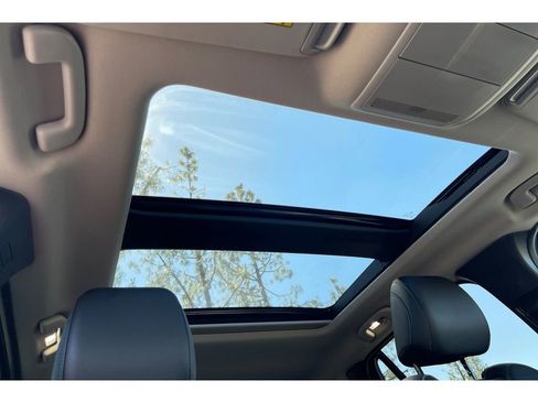 Certified 2025 MAZDA CX-50 2.5 Hybrid w/ Weather Package image 21