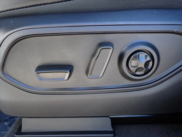 New 2027 Jeep Grand Cherokee Limited w/ Limited Altitude Package AWD/4WD image 13