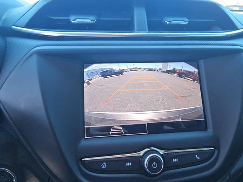 Used 2023 Chevrolet TrailBlazer LT AWD/4WD image 17