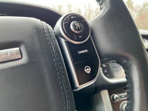 Used 2015 Land Rover Range Rover AWD/4WD image 13