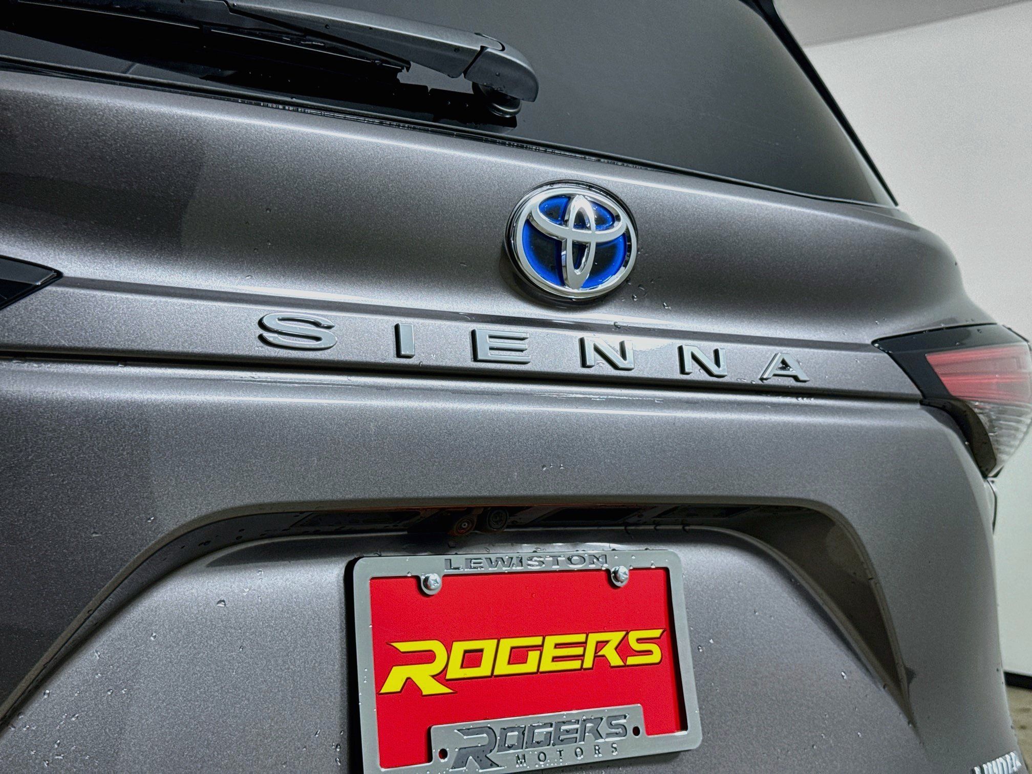Certified 2023 Toyota Sienna Limited AWD/4WD image 27