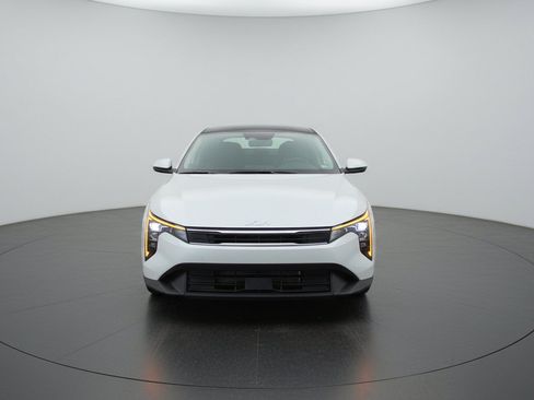 Used 2025 Kia K4 FWD image 2