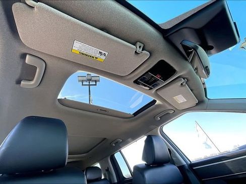 Certified 2024 Hyundai Santa Fe Limited image 22