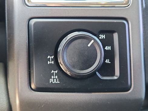 Used 2015 Ford F150 XLT w/ Equipment Group 301A Mid AWD/4WD image 21