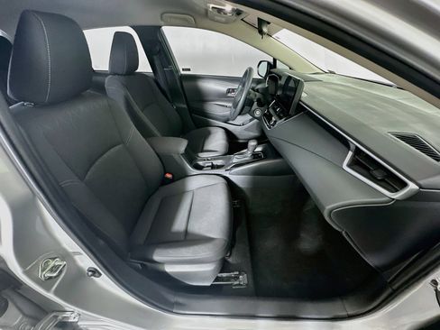 Used 2023 Toyota Corolla LE FWD image 30