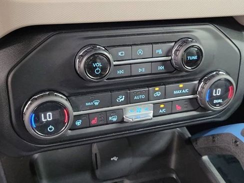 Used 2021 Ford Bronco Wildtrak AWD/4WD image 29