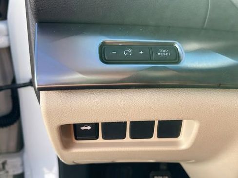 Used 2023 Nissan Maxima SV w/ Floor Mat Group image 13