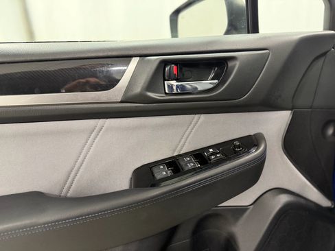 Used 2017 Subaru Legacy 2.5i Sport image 12