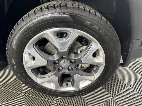 Certified 2020 Jeep Compass Limited image 12