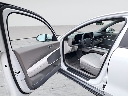 New 2025 Hyundai Ioniq 6 SEL AWD/4WD image 10