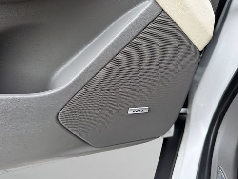 Used 2020 Cadillac XT5 Premium Luxury w/ LPO, Floor Liner Package FWD image 19