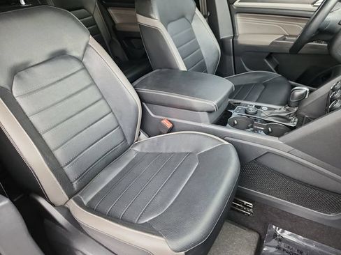 Used 2022 Volkswagen Atlas Cross Sport SEL Premium R-Line AWD/4WD image 12