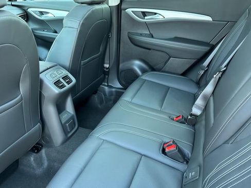 New 2026 Buick Envision Avenir image 13