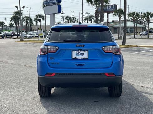 New 2026 Jeep Compass Latitude image 4