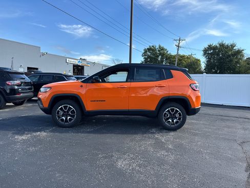 New 2026 Jeep Compass Trailhawk image 3
