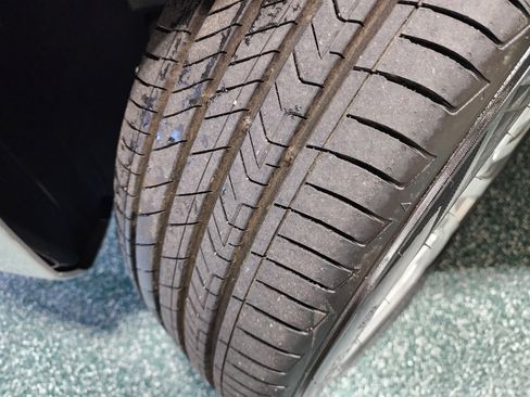 Used 2018 Mercedes-Benz Metris Passenger image 13