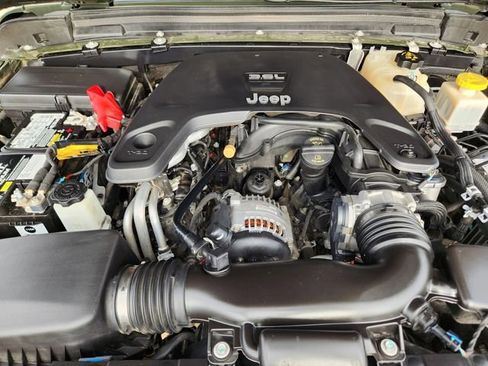 Used 2021 Jeep Gladiator Overland w/ Popular Equipment Package image 33