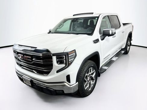Certified 2023 GMC Sierra 1500 SLT AWD/4WD image 3