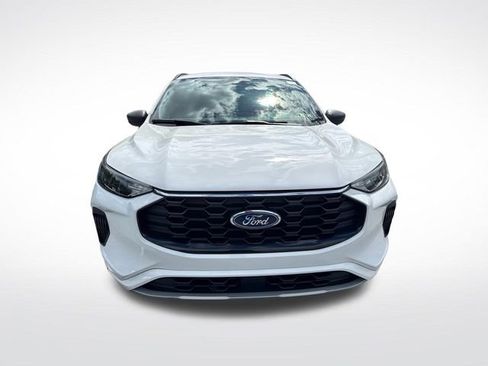 Used 2023 Ford Escape ST-Line w/ Tech Pack #1 AWD/4WD image 8