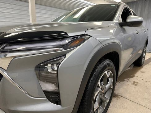 Certified 2024 Chevrolet Trax LT w/ Driver Confidence Package image 31