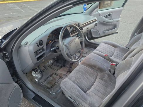 Used 1996 Chevrolet Lumina LS FWD image 19
