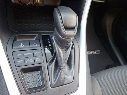 Certified 2023 Toyota RAV4 LE image 17