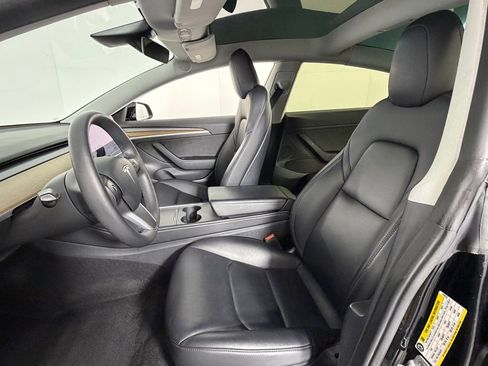 Used 2022 Tesla Model 3 image 21