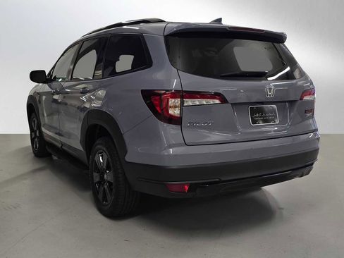 Used 2022 Honda Pilot TrailSport image 3