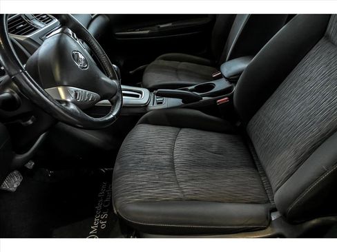 Used 2015 Nissan Sentra SV w/ Cold Weather Package image 9