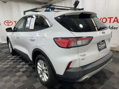 Used 2021 Ford Escape SE image 7