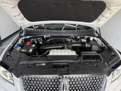 Used 2023 Lincoln Navigator L Reserve w/ Equipment Group 201A image 27