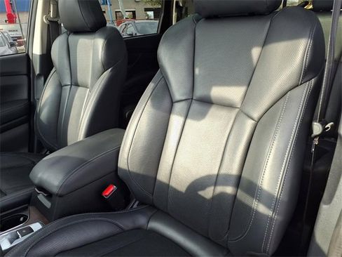 Certified 2023 Subaru Ascent Touring w/ Popular Package #2A image 7