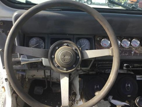 Used 1988 Jeep Wrangler S AWD/4WD image 13