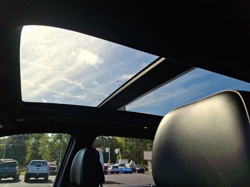 Used 2019 Jeep Grand Cherokee Limited X image 21