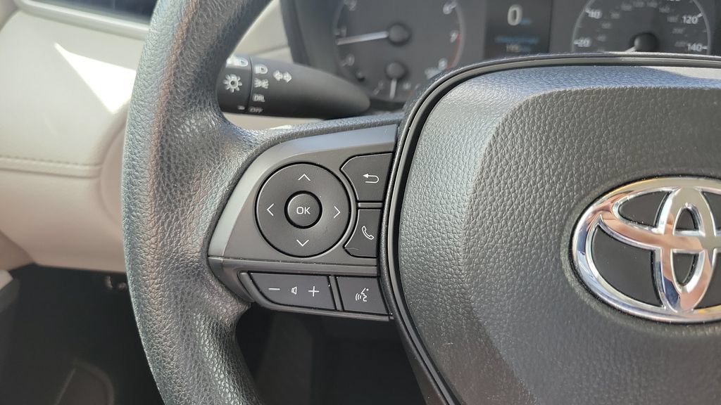Certified 2025 Toyota Corolla Cross L FWD image 23