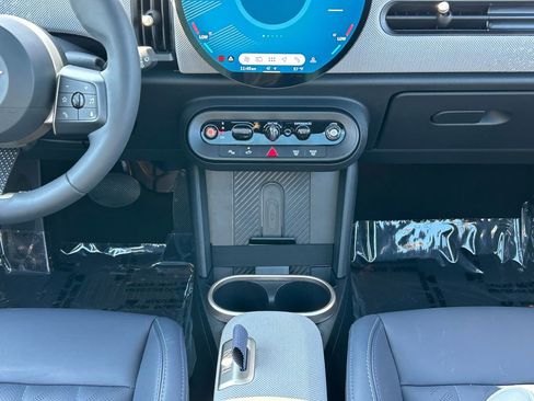 Used 2025 MINI Cooper S image 26