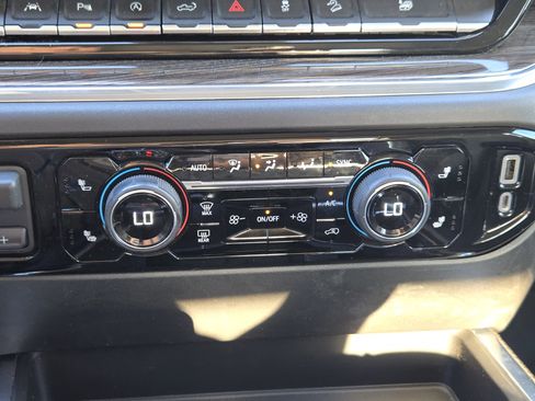 Used 2023 Chevrolet Silverado 1500 RST image 22