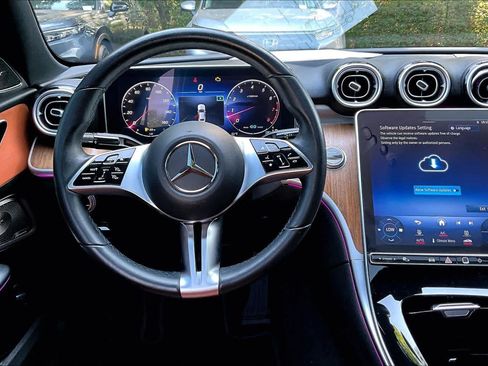 Used 2022 Mercedes-Benz C 300 Sedan image 6
