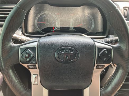 Used 2016 Toyota 4Runner SR5 Premium AWD/4WD image 15