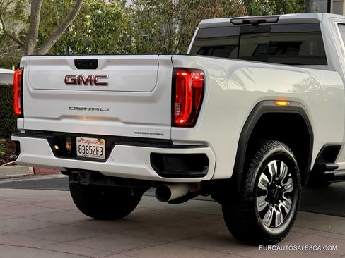 Used 2021 GMC Sierra 2500 Denali w/ Denali Ultimate Package image 13
