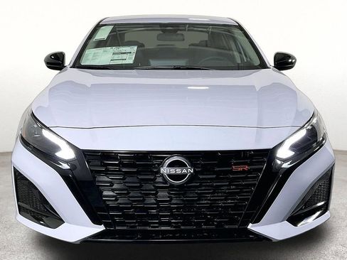 New 2026 Nissan Altima 2.5 SR AWD/4WD image 38