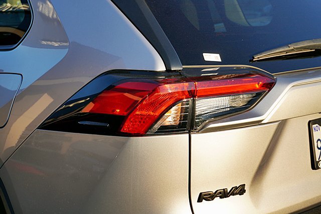 Used 2024 Toyota RAV4 XLE FWD image 8