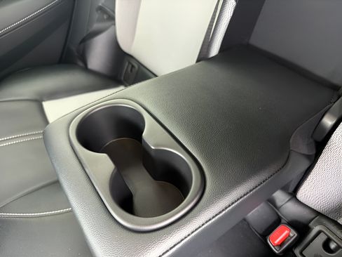 Used 2025 Toyota Corolla XSE FWD image 25