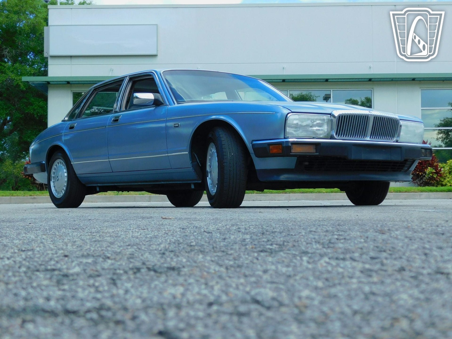 Used 1991 Jaguar XJ Vanden Plas RWD image 19