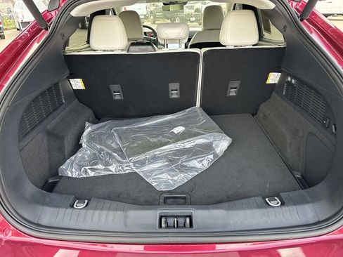 Used 2025 Ford Mustang Mach-E Premium image 8