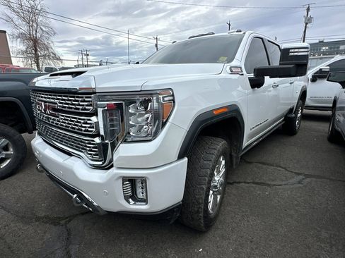 Used 2021 GMC Sierra 3500 Denali w/ Denali Ultimate Package image 4
