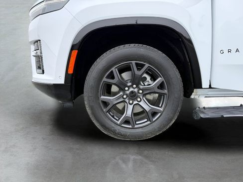 New 2026 Jeep Grand Wagoneer Limited image 43