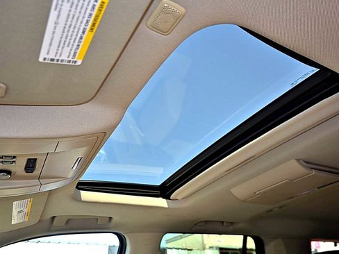 Used 2015 Chevrolet Tahoe LT image 21