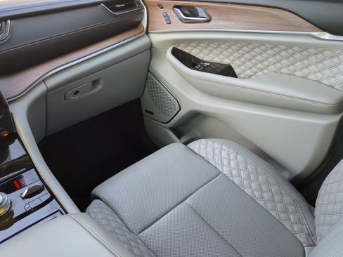 Used 2022 Jeep Grand Cherokee L Summit w/ Advanced Protech Group IV image 45