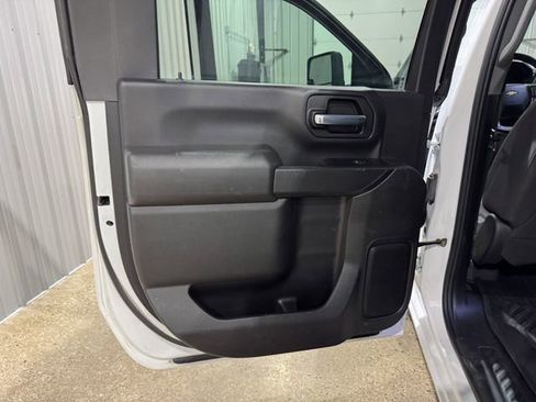 Used 2023 Chevrolet Silverado 2500 LT image 20